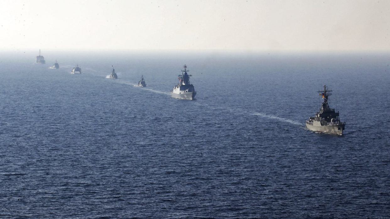 comienzan-maniobras-navales-de-rusia-china-e-iran-en-el-mar-arabigo-122328.jpg